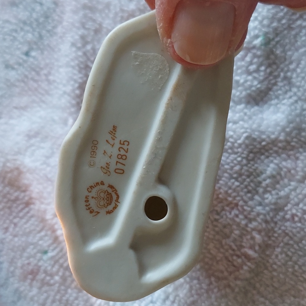 G Z Lefton Figurines and Holiday Village Set - Picture 15 of 17